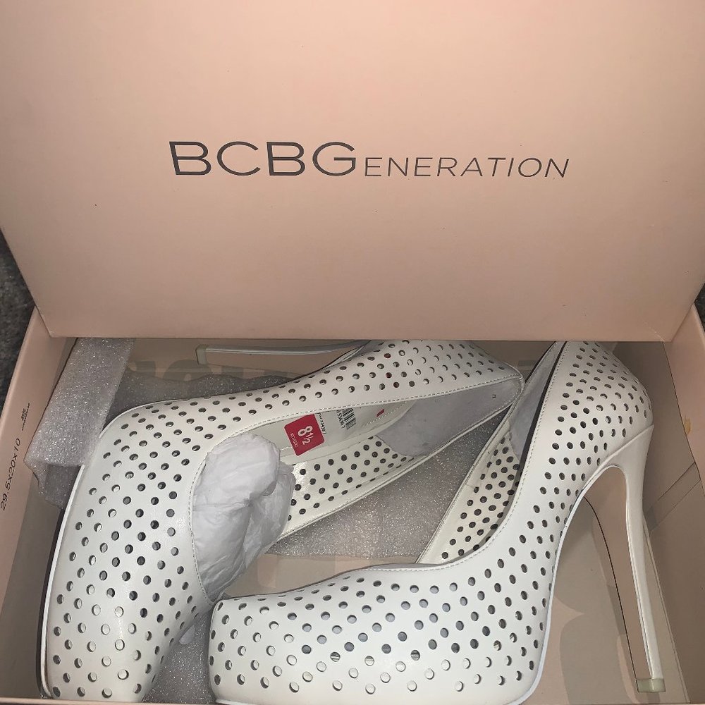 BCBGeneration white heels
